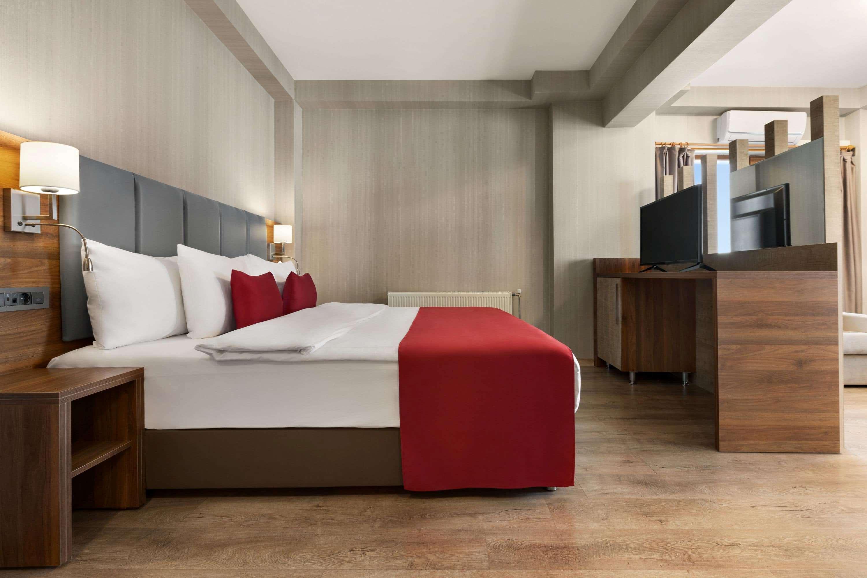 Ramada By Wyndham 4* Wan