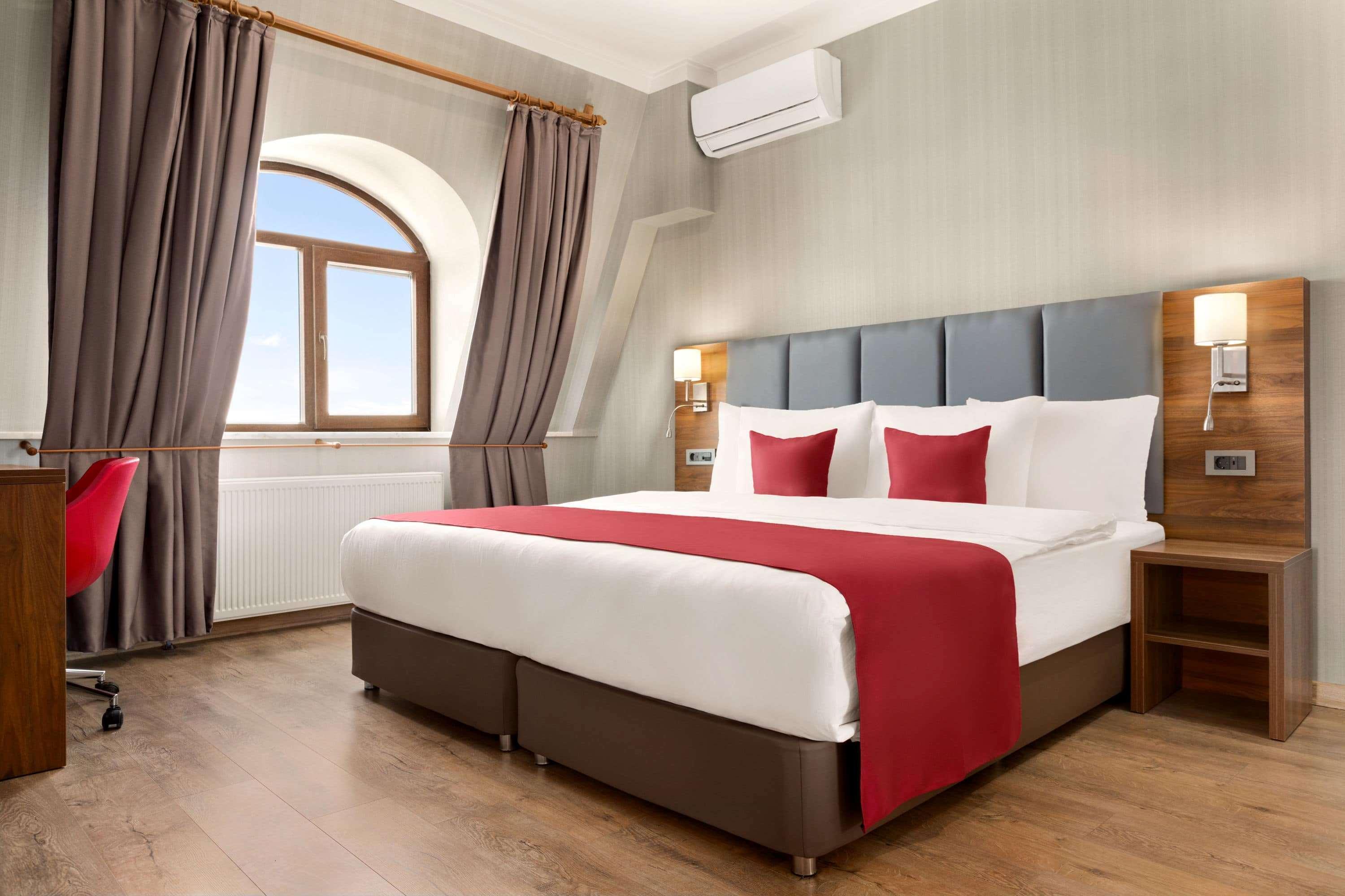 Ramada By Wyndham Hotel 4*