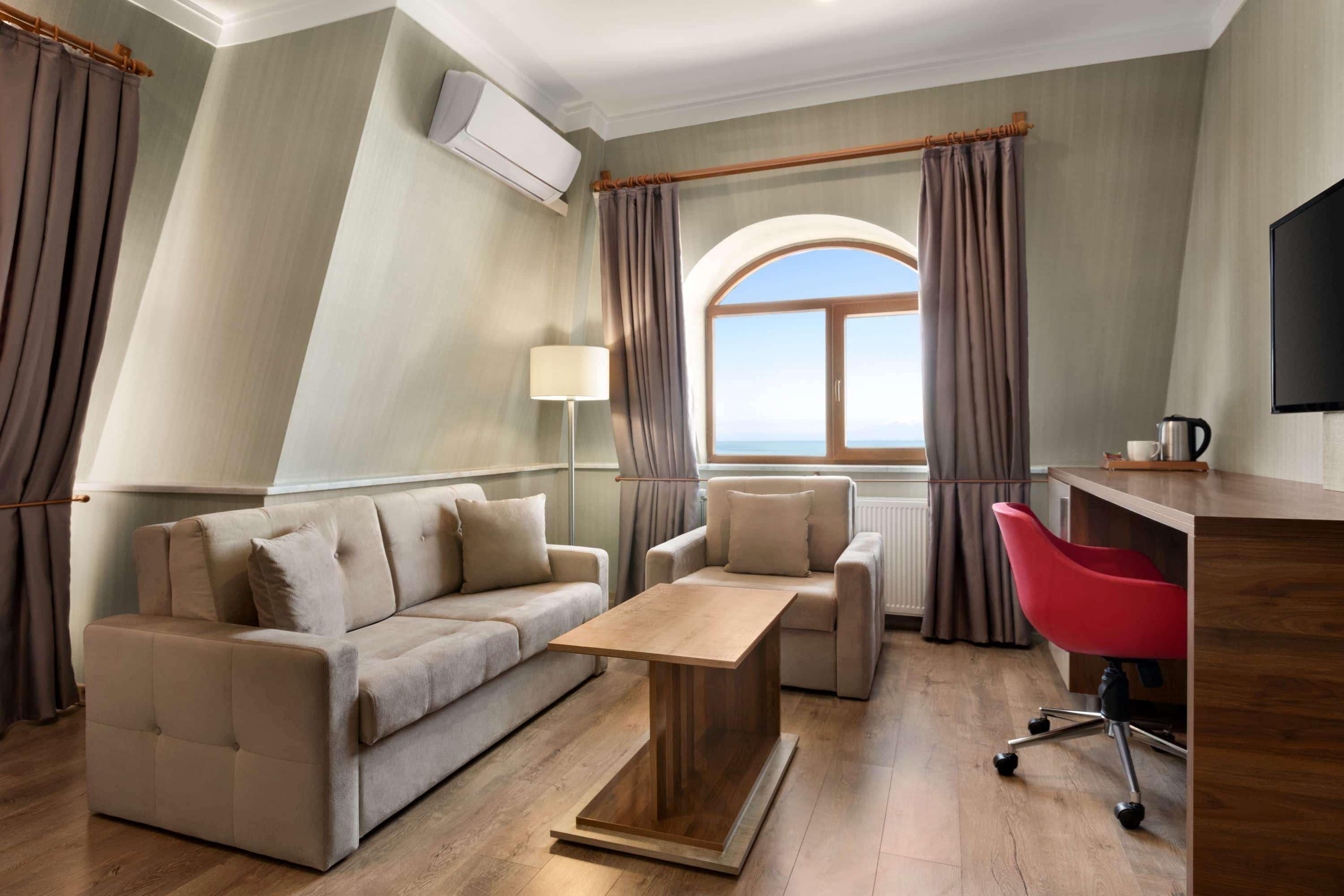 Ramada By Wyndham 4* Van