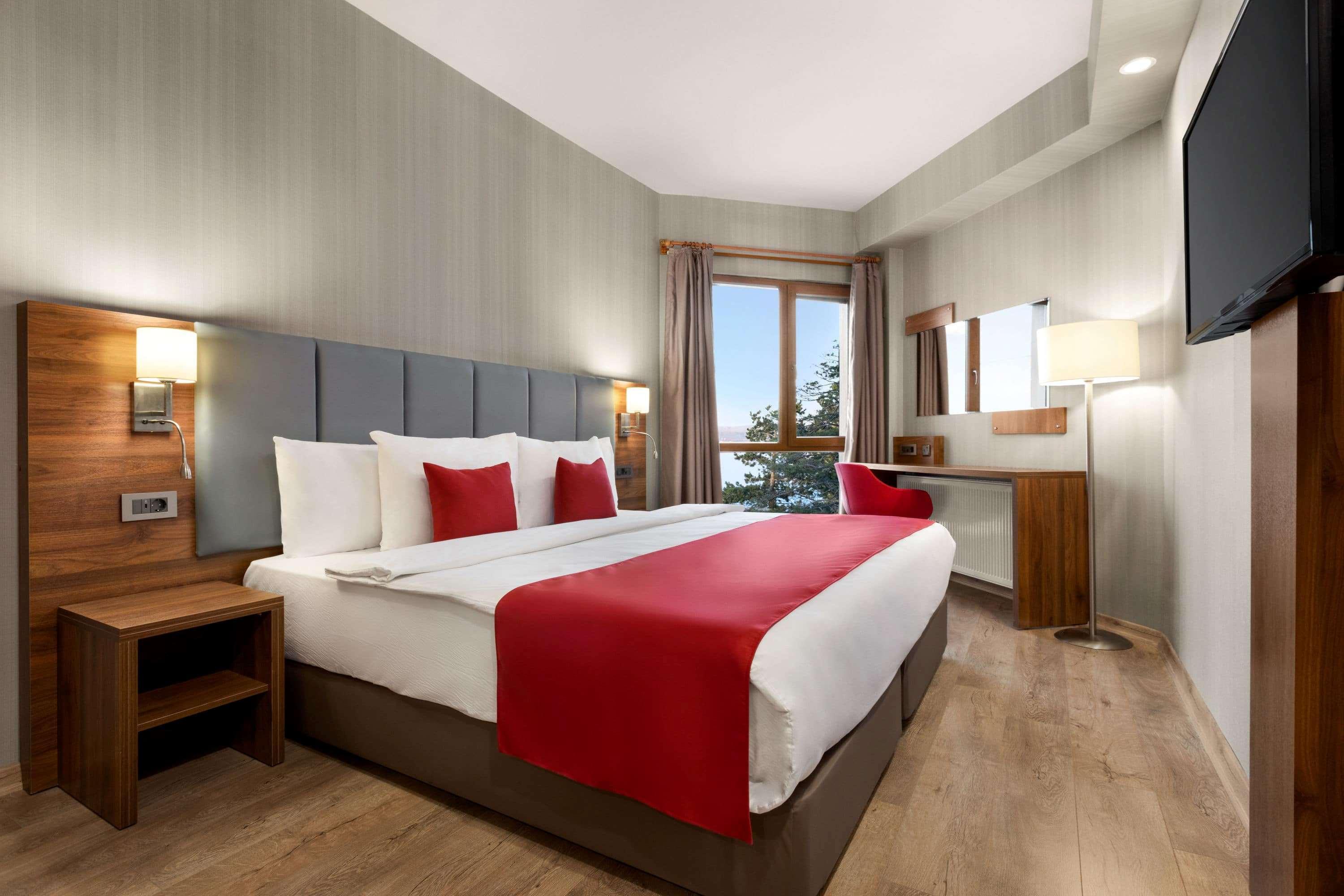 Hotel Ramada By Wyndham 4*