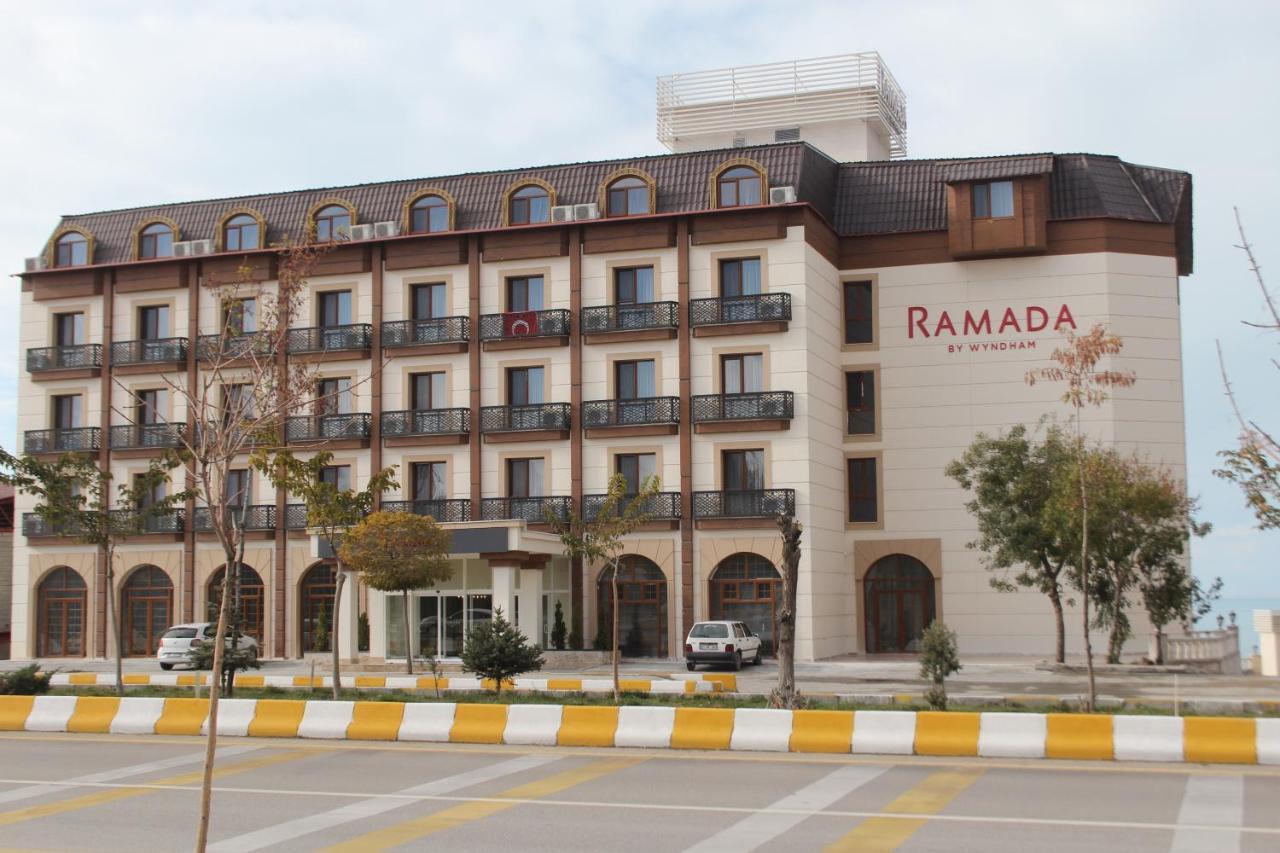Ramada By Wyndham 4* Wan